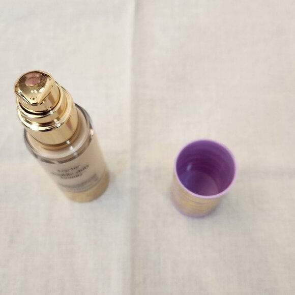 NIB Tarte - face tape foundation - full size - 20S light sand - Picture 14 of 15